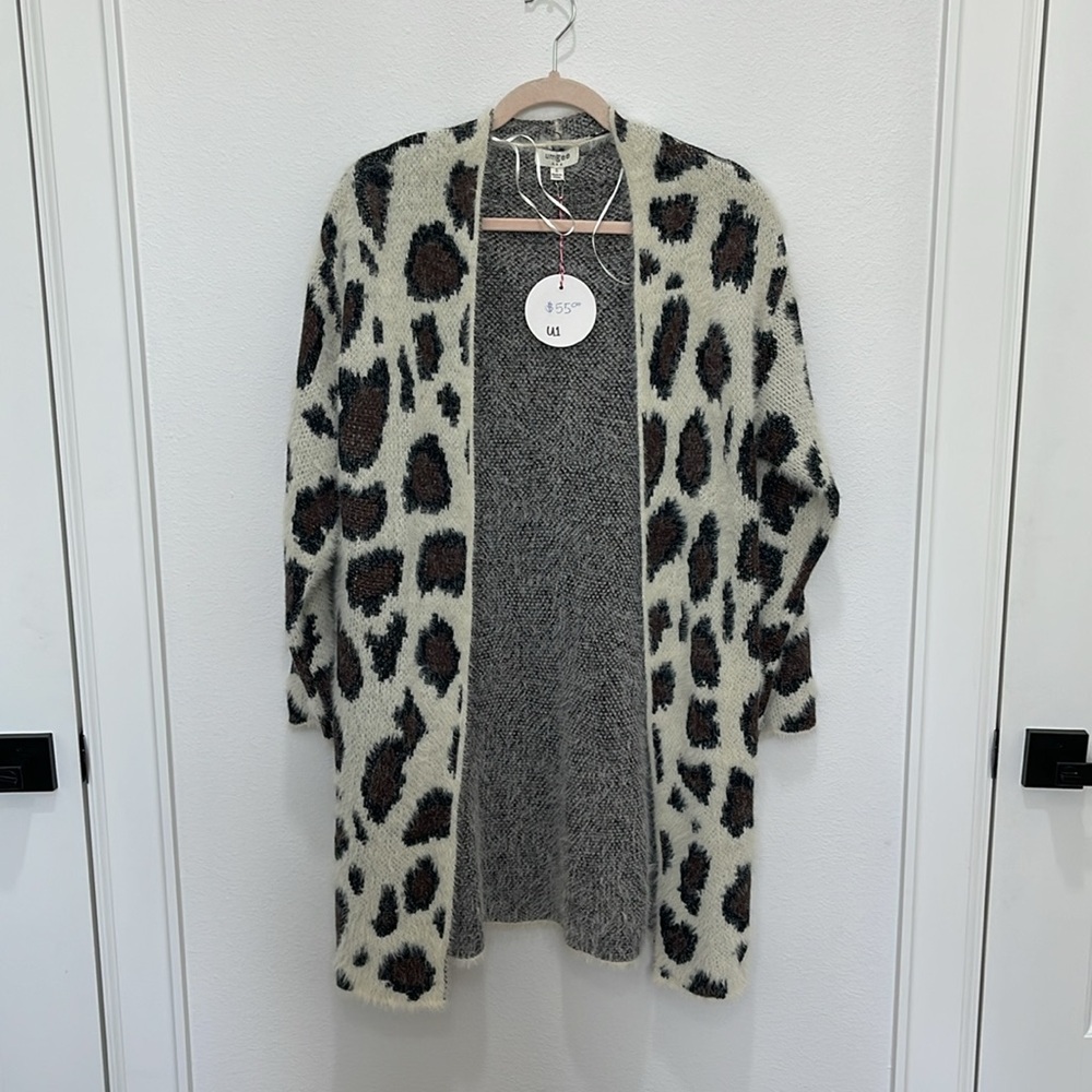 🔥LAST ONE Fuzzy Animal Print Open Front Cardigan - Picture 5 of 8